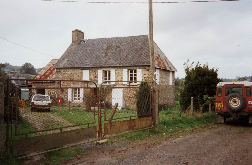 20011025 LE BOSQUET Karen H 03.jpg